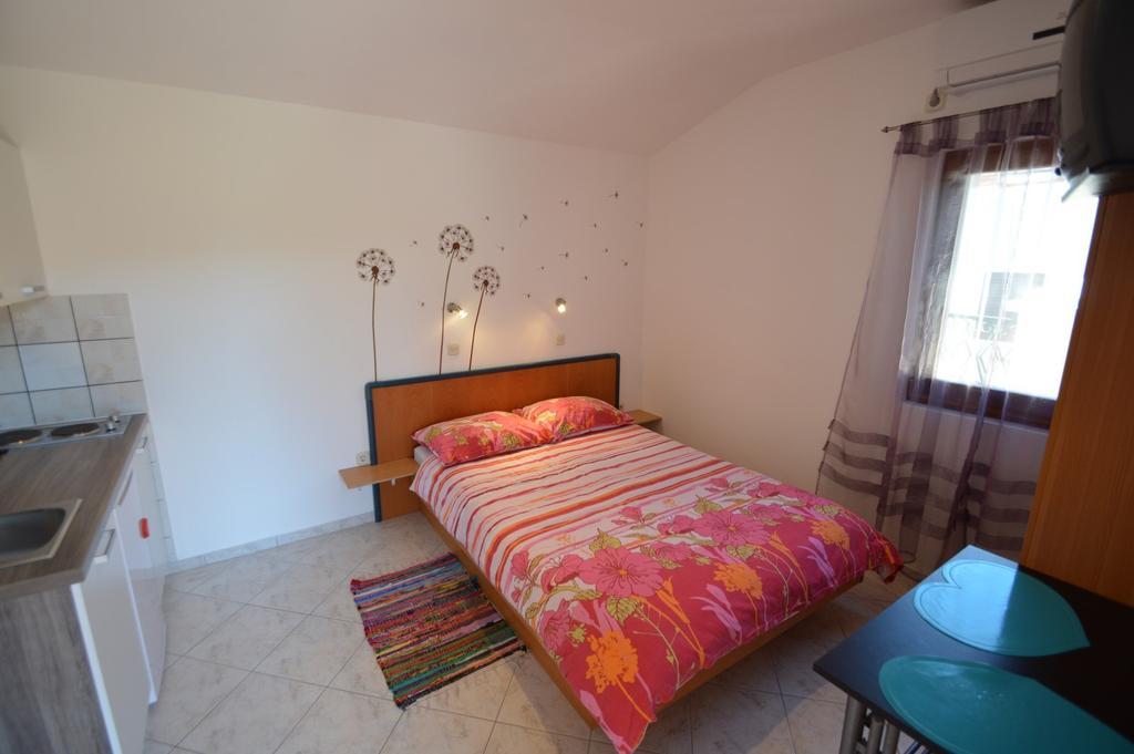 Apartments Goga Mali Lošinj Extérieur photo