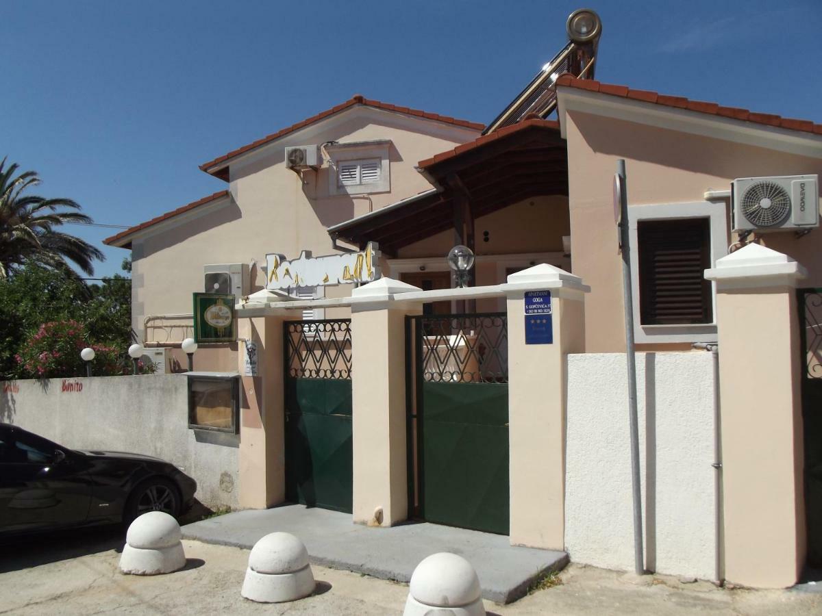 Apartments Goga Mali Lošinj Extérieur photo