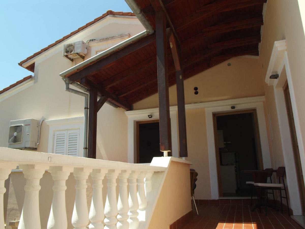 Apartments Goga Mali Lošinj Extérieur photo