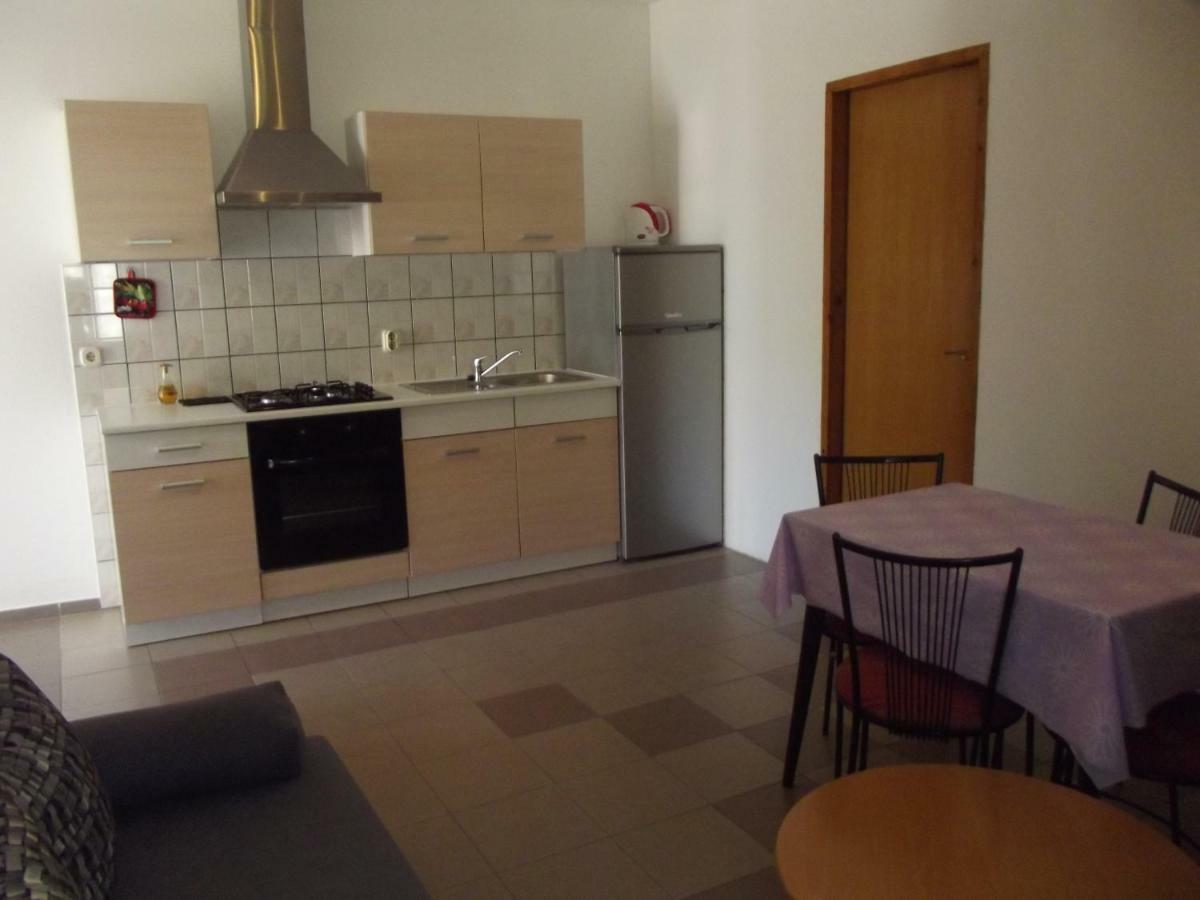 Apartments Goga Mali Lošinj Extérieur photo