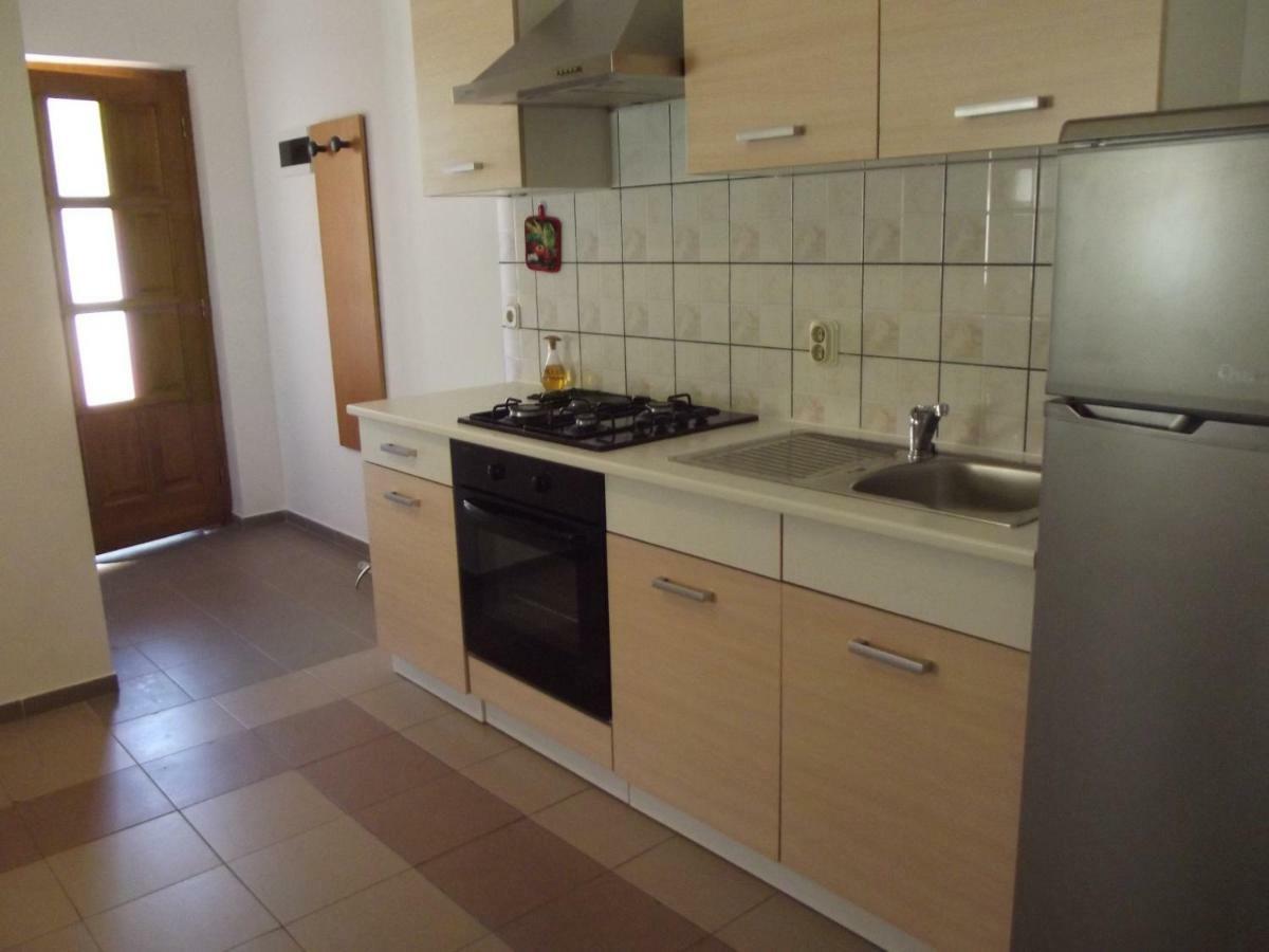 Apartments Goga Mali Lošinj Extérieur photo