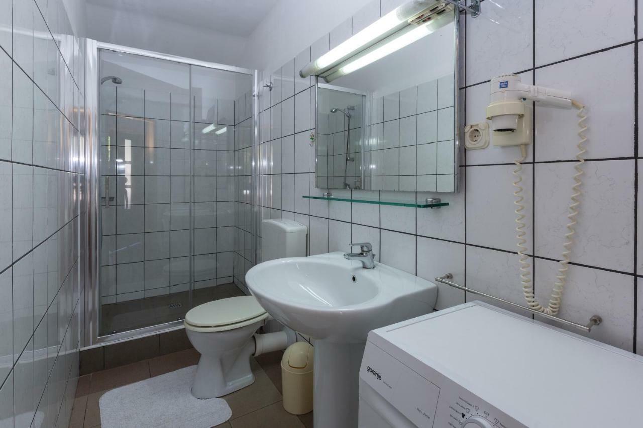 Apartments Goga Mali Lošinj Extérieur photo
