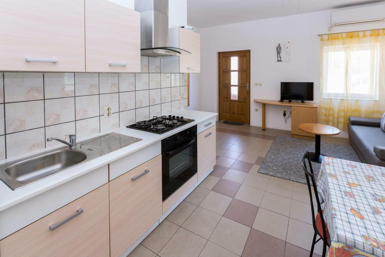 Apartments Goga Mali Lošinj Extérieur photo