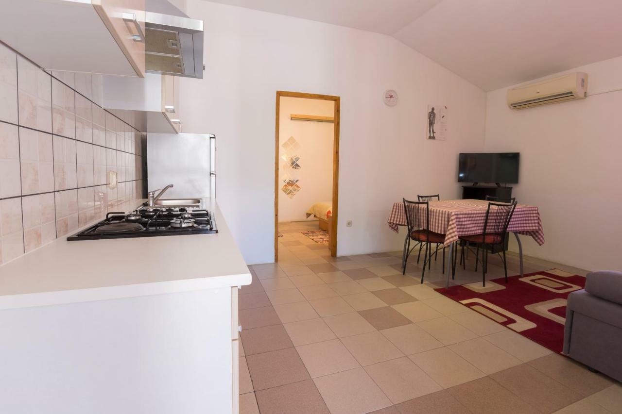 Apartments Goga Mali Lošinj Extérieur photo