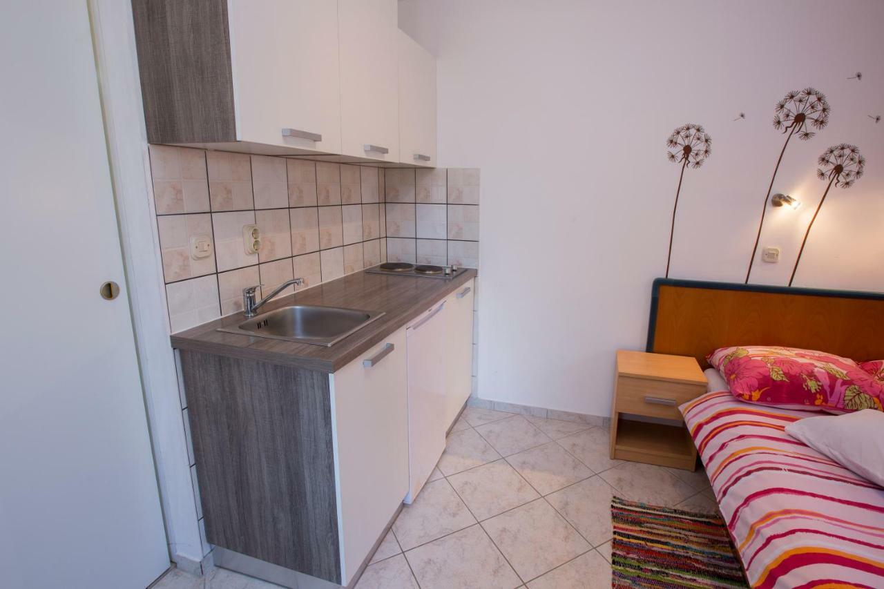 Apartments Goga Mali Lošinj Extérieur photo